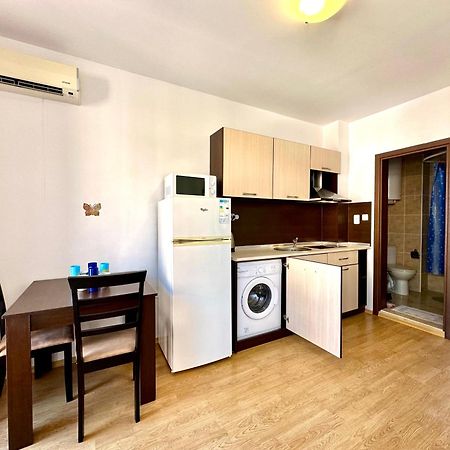 Sunny Day 6 - Menada Apartments ساني بيتش الغرفة الصورة