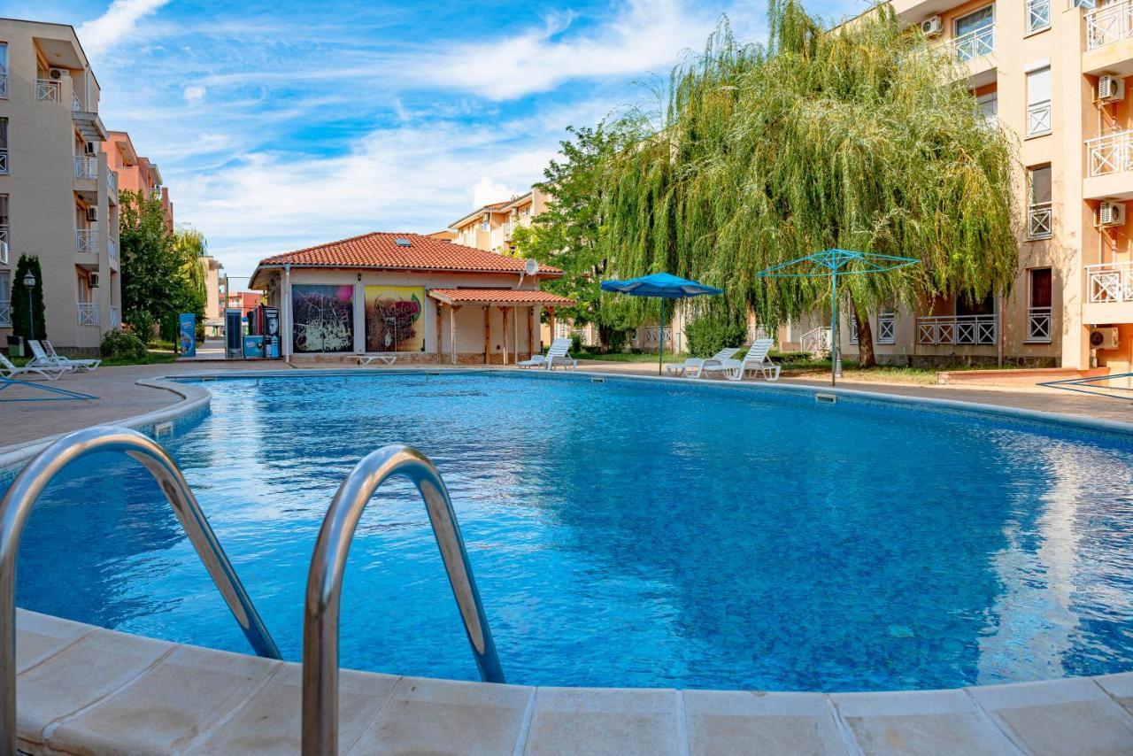 Sunny Day 6 - Menada Apartments ساني بيتش المظهر الخارجي الصورة