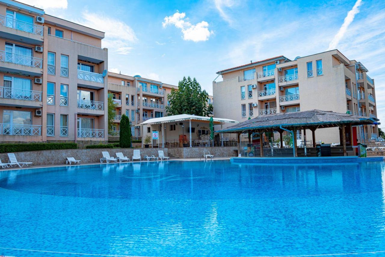 Sunny Day 6 - Menada Apartments ساني بيتش المظهر الخارجي الصورة