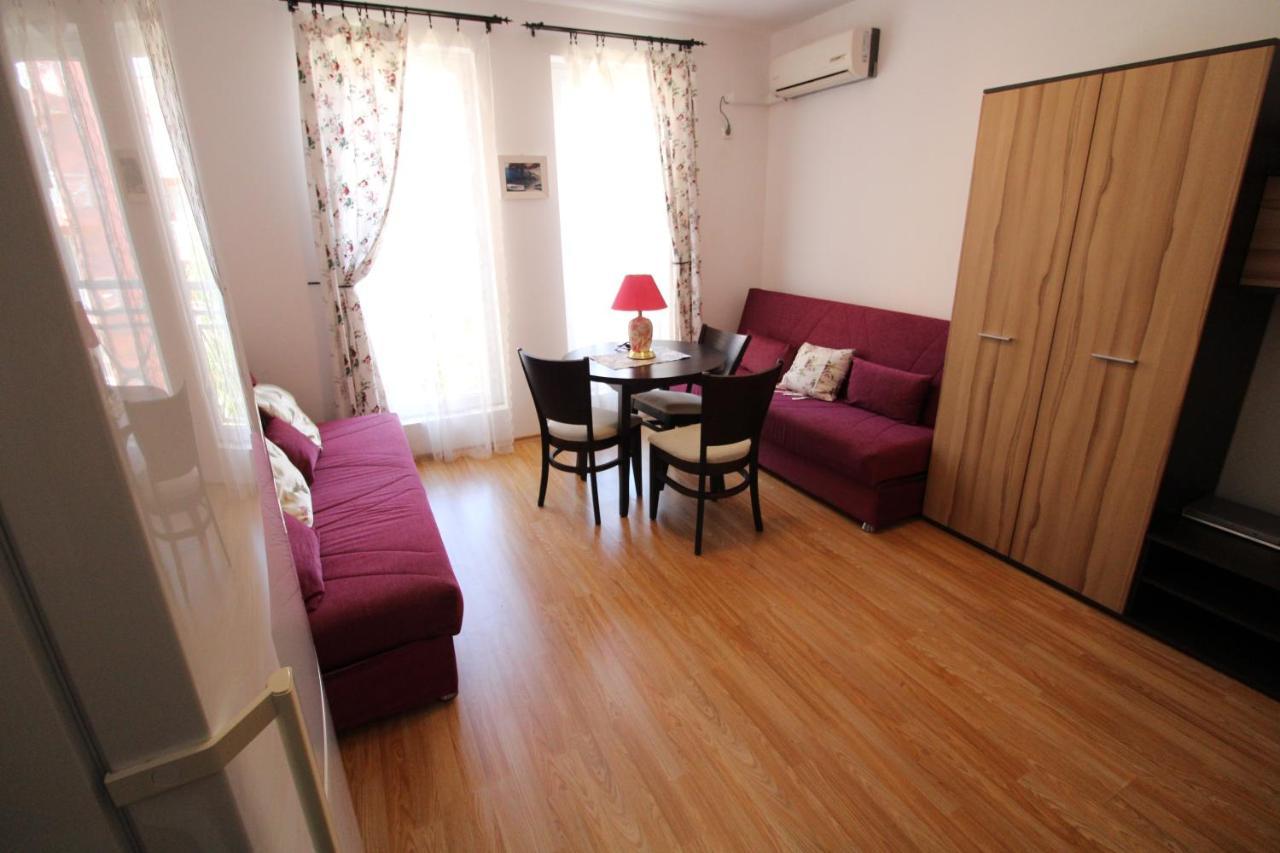 Sunny Day 6 - Menada Apartments ساني بيتش الغرفة الصورة