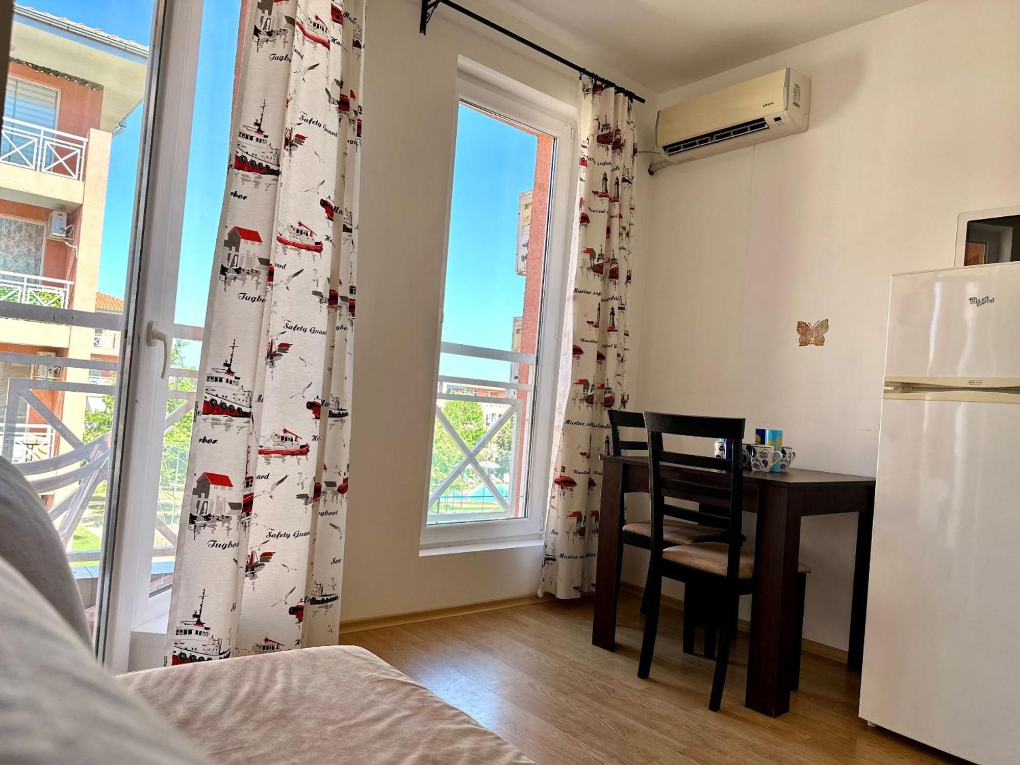 Sunny Day 6 - Menada Apartments ساني بيتش الغرفة الصورة