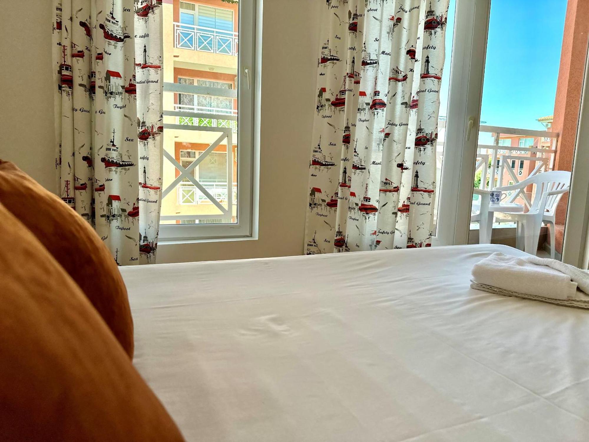 Sunny Day 6 - Menada Apartments ساني بيتش الغرفة الصورة