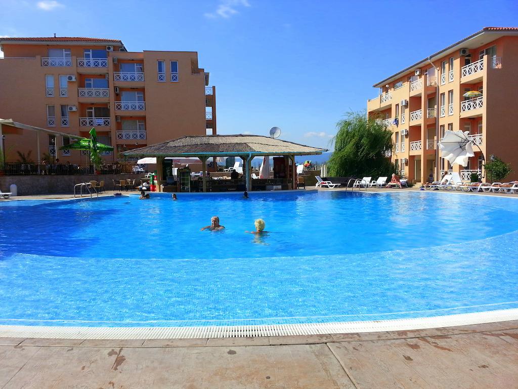 Sunny Day 6 - Menada Apartments ساني بيتش المظهر الخارجي الصورة