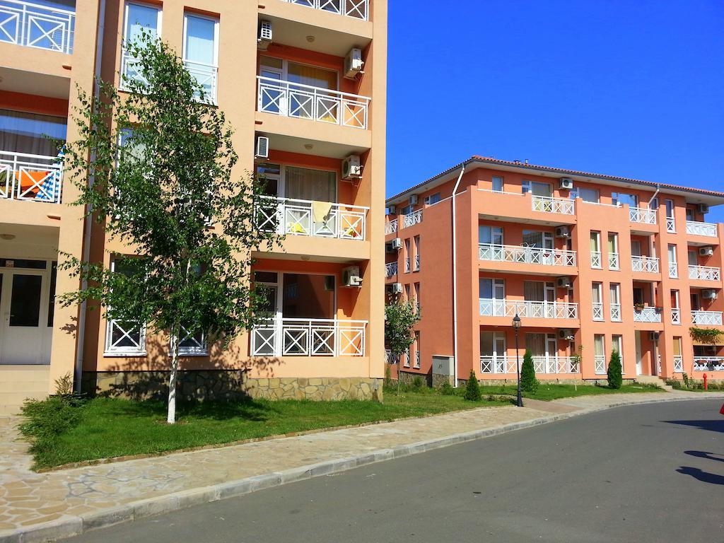 Sunny Day 6 - Menada Apartments ساني بيتش المظهر الخارجي الصورة