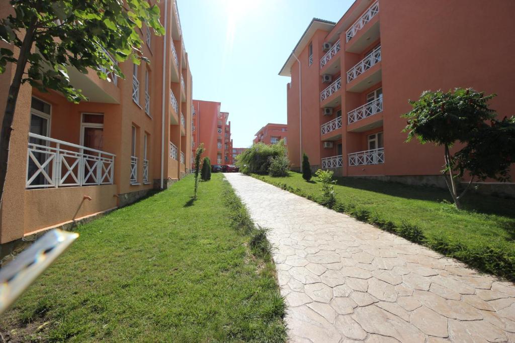 Sunny Day 6 - Menada Apartments ساني بيتش المظهر الخارجي الصورة